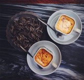 COFFEE EGGS VIETNAM ANF FOREIGN GUESTS ENJOYED
